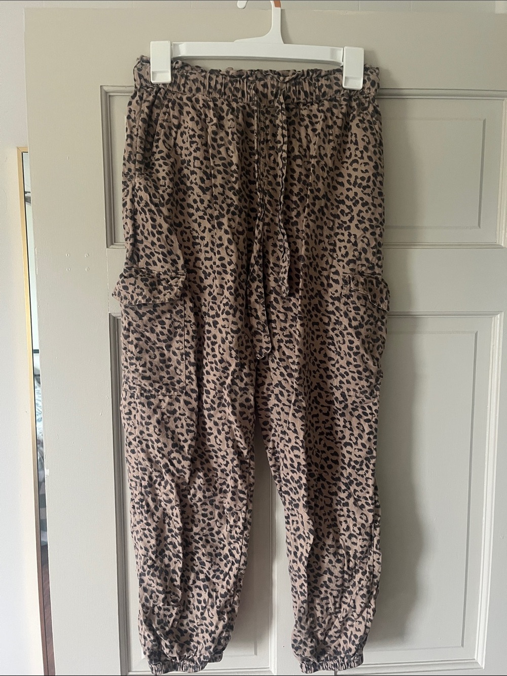aerie Leopard Print Drawstring Joggers - Taupe & Black